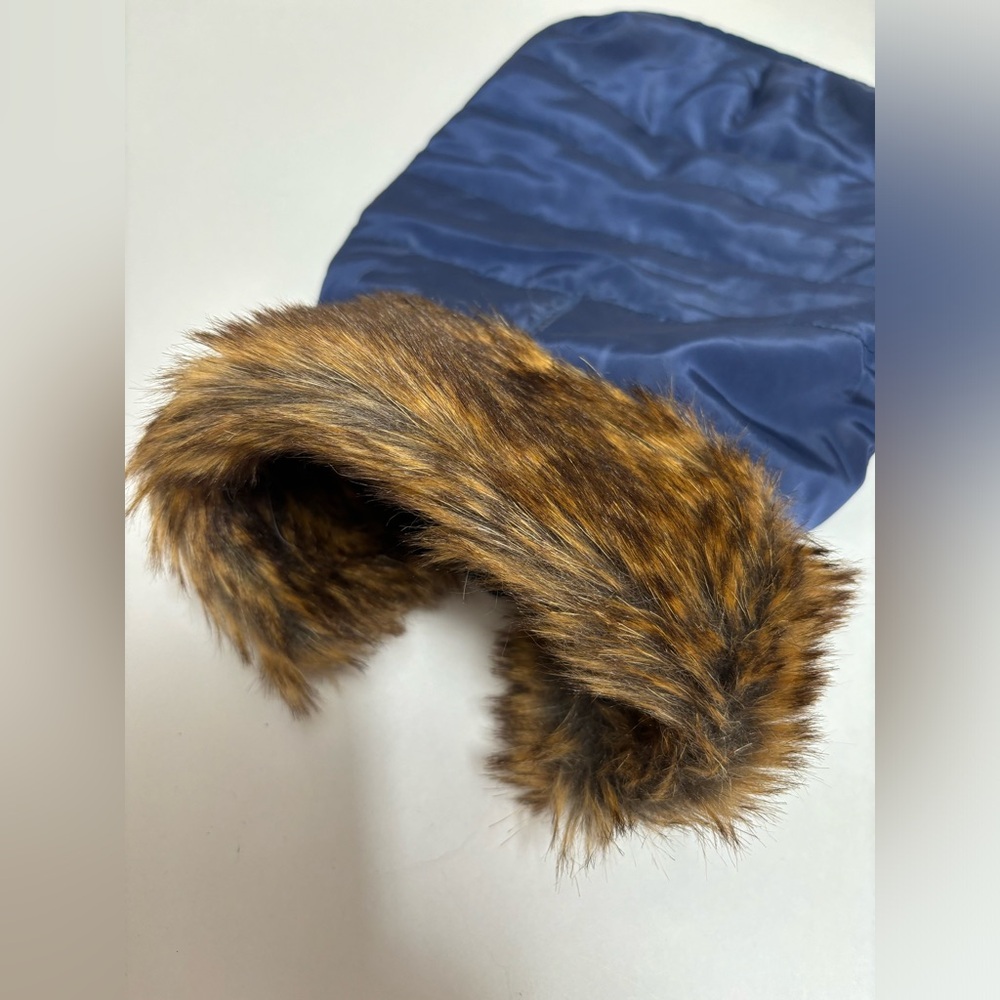 Dog puffer jacket with fur collar navy blue with brown faux fur,‎ size M medium - Picture 3 of 12